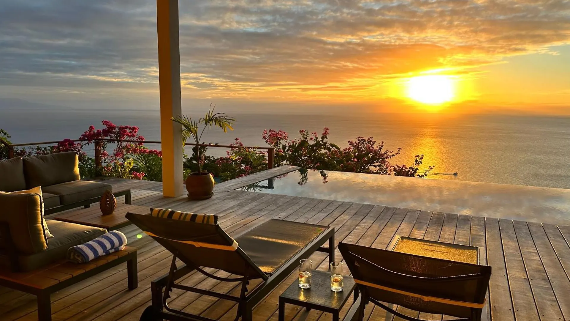 Infinity Luxury Villa - Stunning Sea And Piton Views Soufrière 0*,